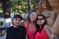 Com o Pablo e a Andrea, na praça central de Rengo, ao sul de Santiago, no Chile